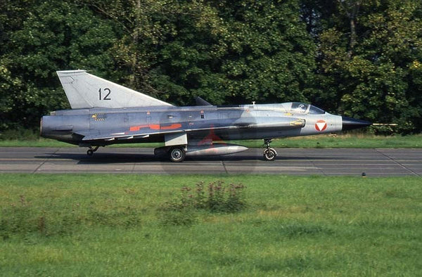 12 SAAB J-35Oe Draken, Austrian AF