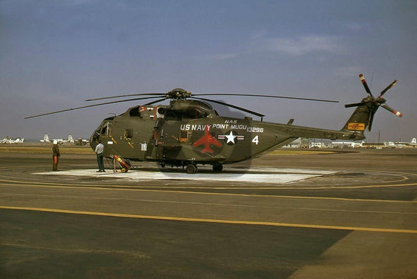13296(4) Sikorsky CH-3E, USN(Point Mugu), Point Mugu 1973