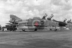 152326(DR1) McDonnell Douglas F-4B, USMC(VMFA-312), Beaufort 1966