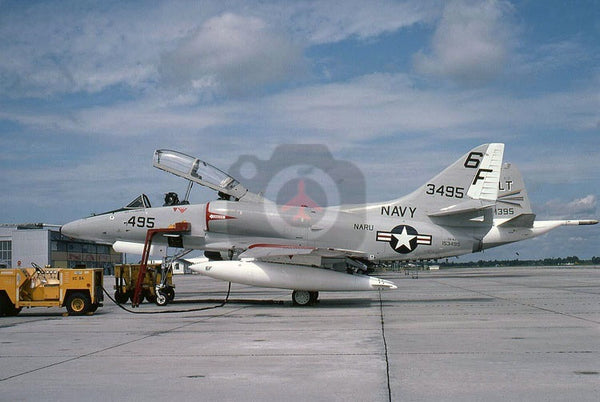 153495(6F) Douglas TA-4J, USN(NARU), 1975
