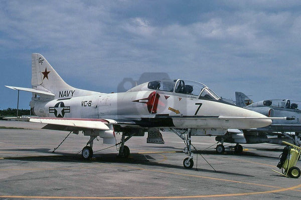 158137(GF7) Douglas TA-4J, USN(VC-8), 2000
