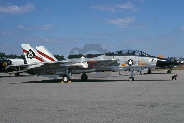 160388(AJ105) Grumman F-14A USN(VF-41), Dayton 1977