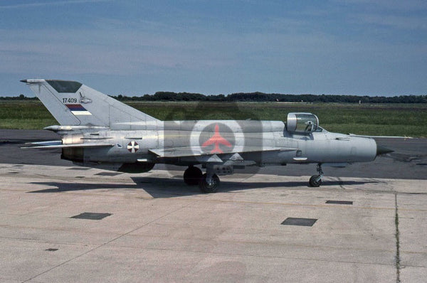17409 Mikoyan MiG-21bis, Serbian AF, Batajnica 2010(right side)