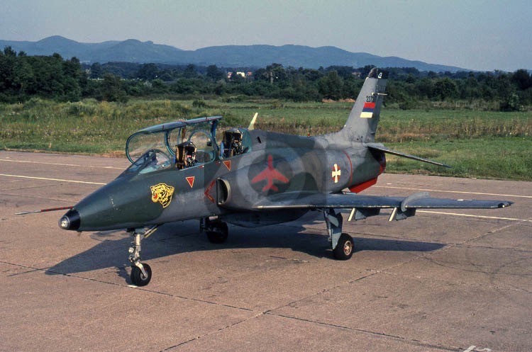 Supergaleba g-4 top
