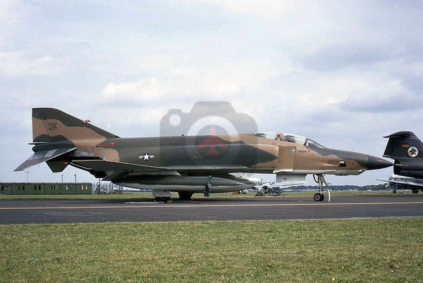 41017 McDonnell Douglas RF-4C, USAF, 1969
