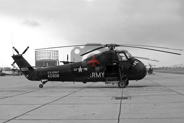 54-2908 Sikorsky CH-34, California NG, Long Beach 1971