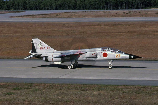 69-5127(27) Mitsubishi T-2, JASDF, 1984