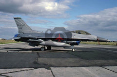 89-2016(AV) General Dynamics F-16C, USAF(16th AF), 2002