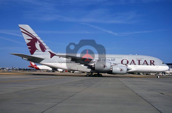 A7-APE Airbus A380-861, Qatar Airways