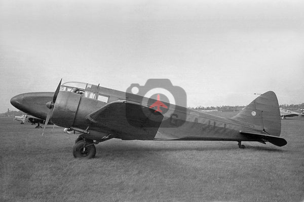 G-AJLL Airspeed AS65 Consul,  Chartair, Newmarket 1948