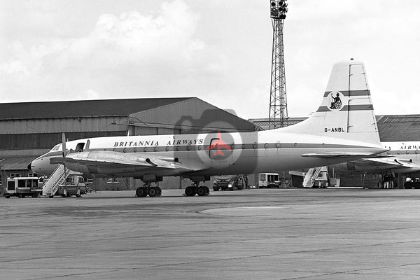 G-ANBL Bristol Britannia 102, Britannia Airways, Luton