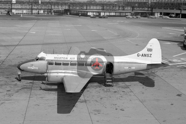 G-ANSZ De Havilland Heron 2, Morton Air Services, Gatwick