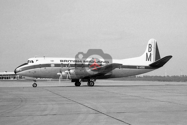 G-AODG Vickers Viscount 736, British Midland Airways, Luton 1967