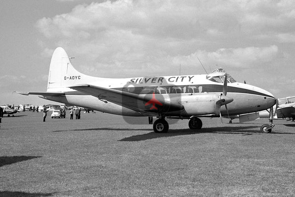 G-AOYC De Havilland DH104 Dove, Silver City Airways, Sywell 1962