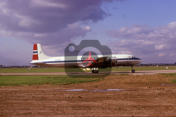 LN-FON Douglas DC-6A, Fred Olsen, Heathrow, 1973