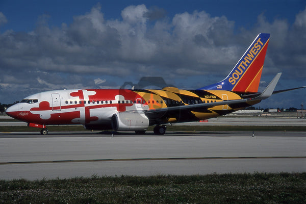 N214WN Boeing 737-7H4, Southwest Airlines, Maryland One Colour scheme