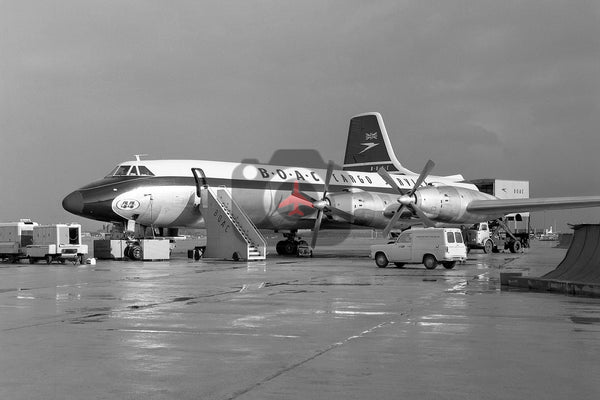 N228SW Canadair CL-44D, BOAC