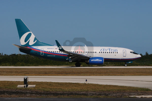 N261AT Boeing 737-700 Air Tran, Key West 2011