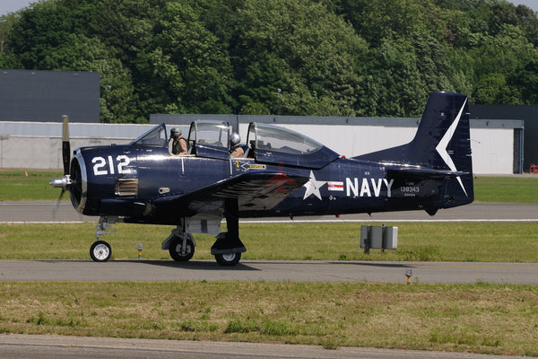 N343NA North American T-28B Trojan, Antwerp 2011