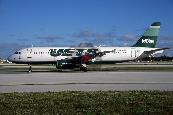 N746JB Airbus A320-232, Jet Blue, New York Jets colours