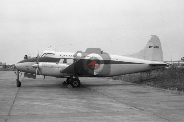 OY-ADG De Havilland DH104 Dove, Falck AS, Luton 1965