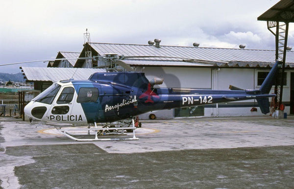 PN-142 Aerospatiale AS.350B Ecureuil, Ecuadorian Policia Nacional, Quito 2015