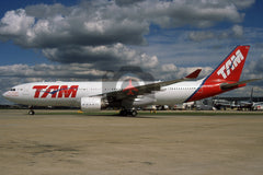 PT-MVQ Airbus A330-223, TAM