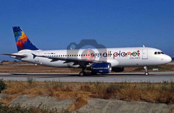 SP-HAF Airbus A320-214, Small Planet Airlines
