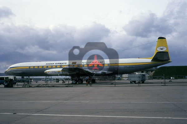 ST-AAX De Havilland DH 106 Comet 4C, Sudan Airways, London Heathrow, 1969