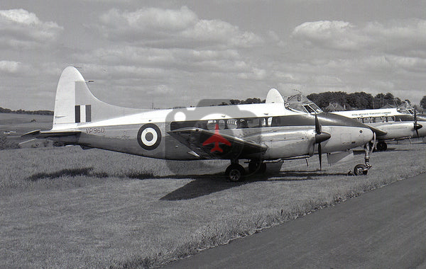 VP960 De Havilland DH104 Devon C.2,  RAF, Upavon 1962