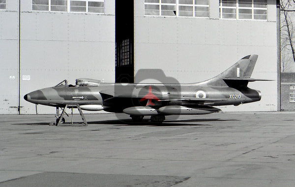 XG210 Hawker Hunter F.6, RAF, Cranfield 1966