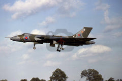 XL389 Avro Vulcan B2, RAF(101Sqn), Abingdon 1980