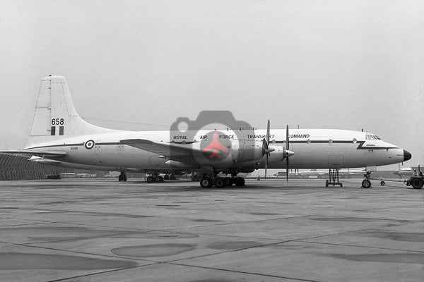 XL658 Bristol Britannia C.1, RAF, Heathrow