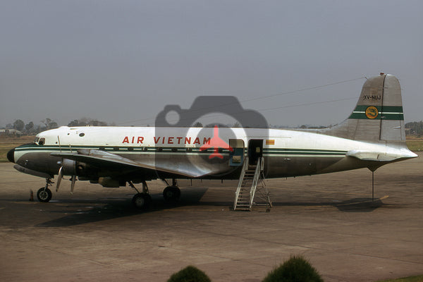 XV-NUJ Douglas DC-4, Air Vietnam, 1975